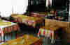 SALON COMEDOR DE DIA017.jpg (279874 bytes)